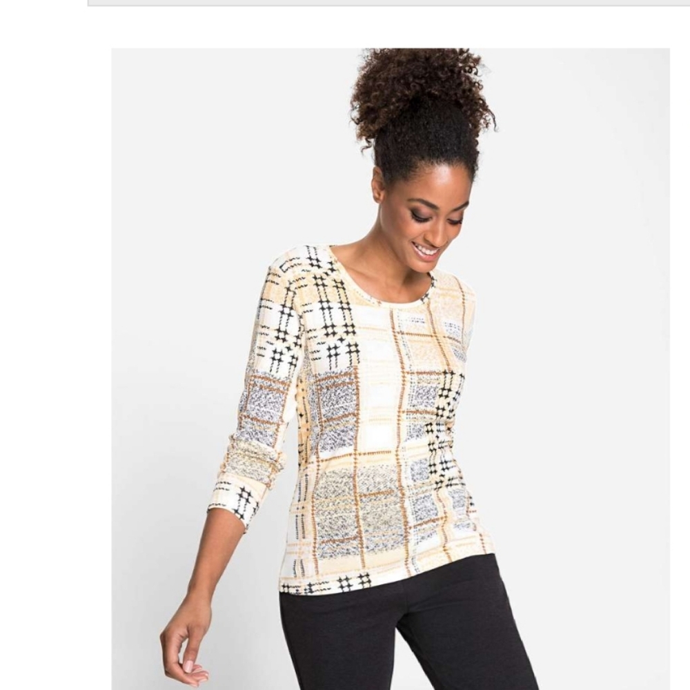 Olsen shaped long sleeve top